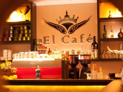 Photo: El Café